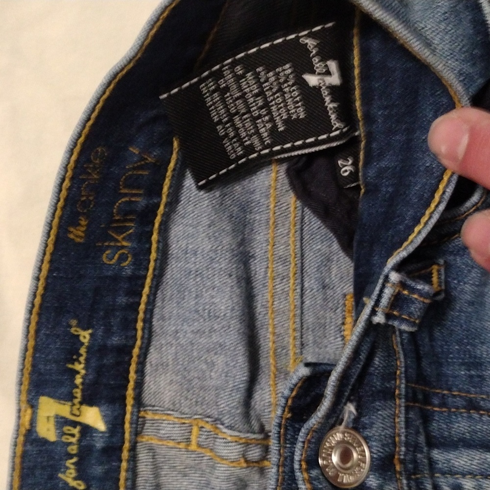 7 for all mankind Woman's Blue Jeans Distressed Skinny Ankle 26 - Picture 5 of 7